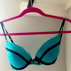Victoria’s Secret Very Sexy Push-up Bra in Teal